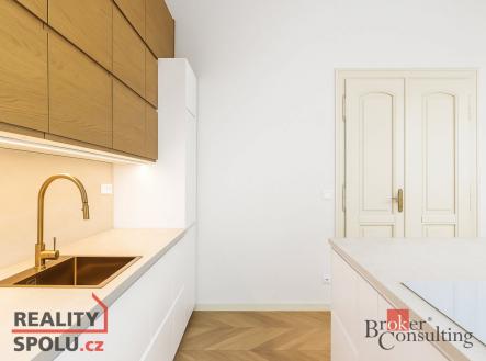 Pronájem bytu, 3+1, 90 m²