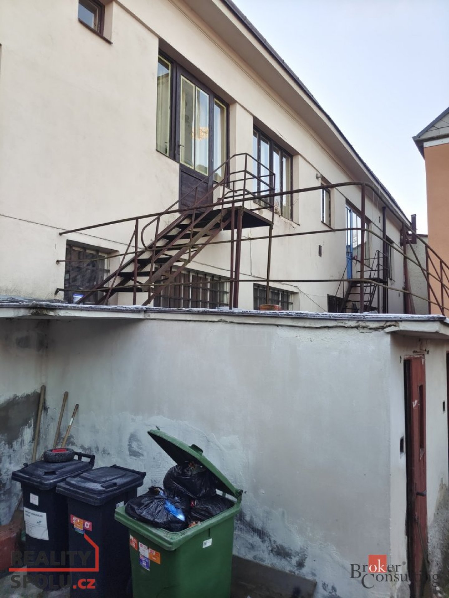 Obchodní prostory a nájemní byty v Telči