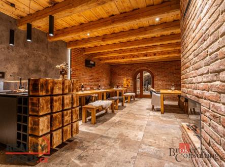 Prodej komerčního objektu, jiný, 202 m²