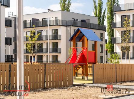 Pronájem bytu, 1+kk, 35 m²