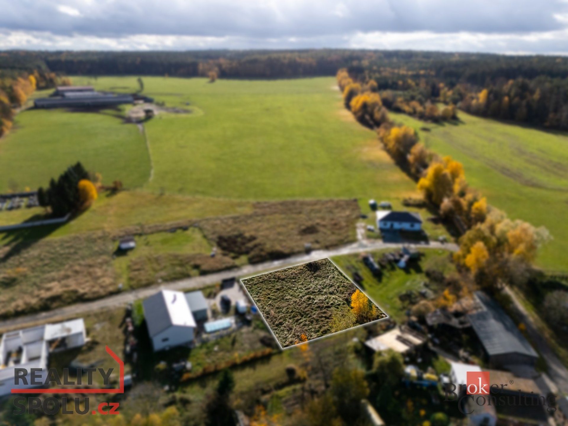 Stavební pozemek na okraji obce Střížovice u Plzně