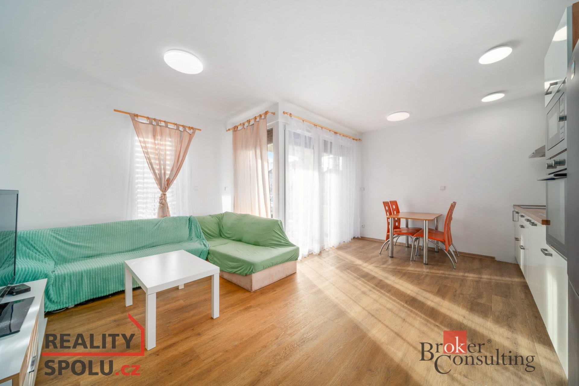 Pronájem nového bytu 2+kk  53m2 se zahradou – Chlumec nad Cidlinou