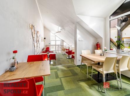 Prodej komerčního objektu, jiný, 200 m²