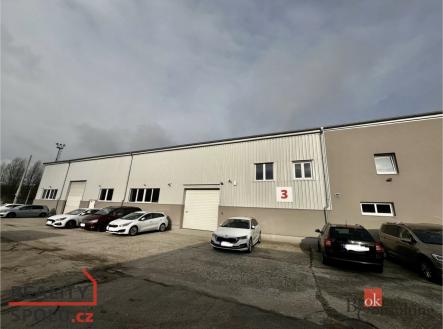 Pronájem komerčního objektu, sklad, 781 m²