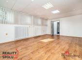 Pronájem komerčního objektu, administrativní budova, 45,12 m²