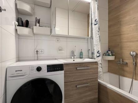 Pronájem bytu, 3+kk, 70 m²