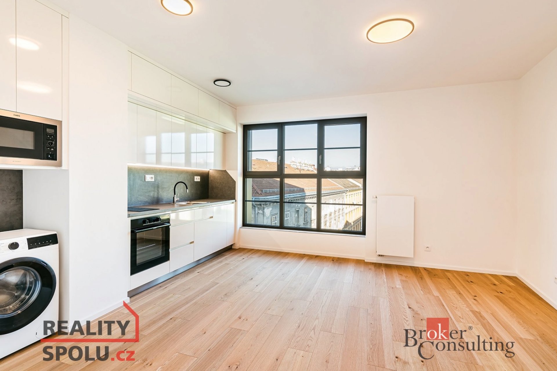 Pronájem, byty/1+kk, 30 m2, Bratislavská 946/82, 60200 Brno, Brno-město [ID 78150]