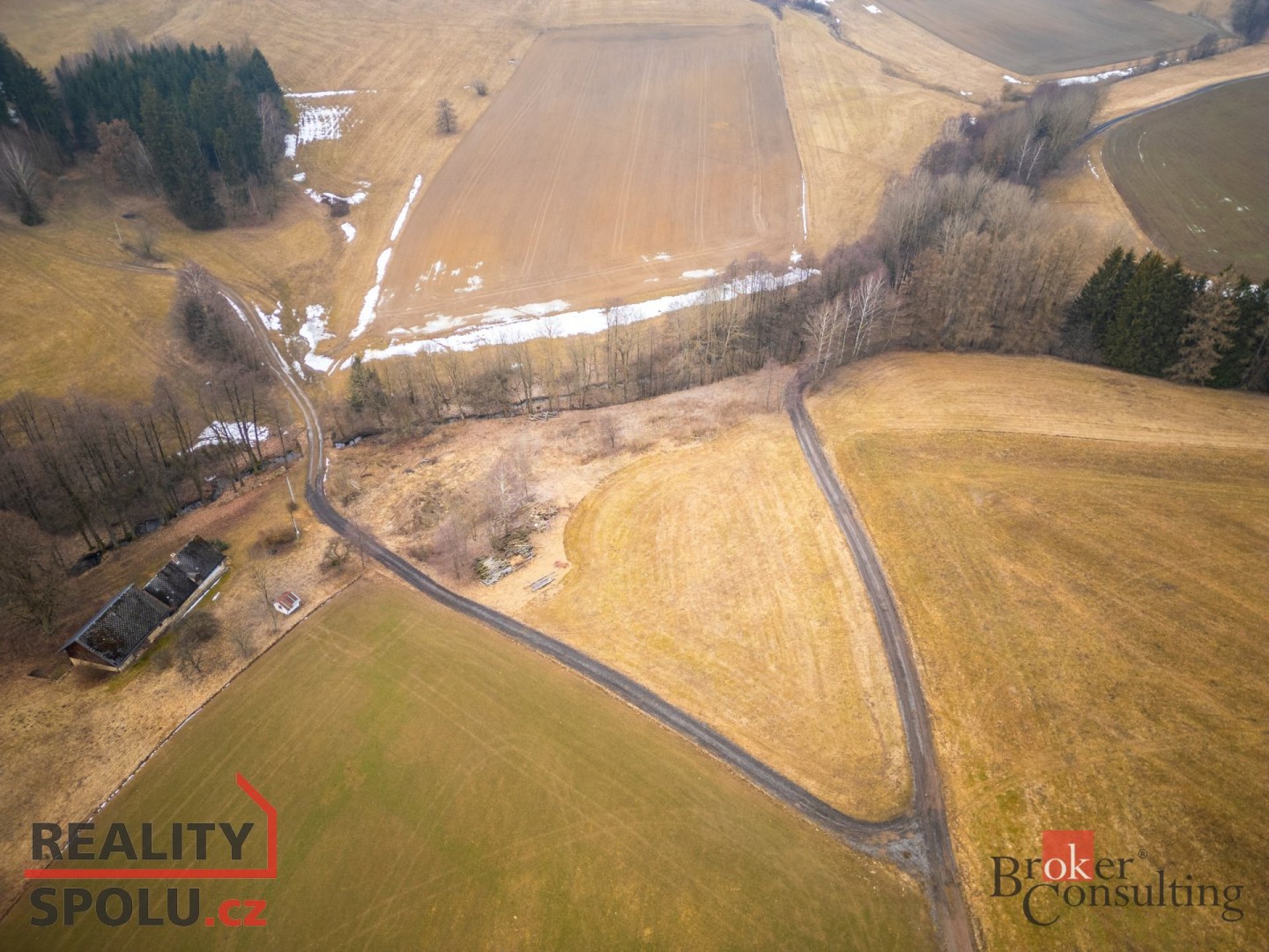 Rozlehlý pozemek s projektem RD – Pěčín, Rychnov nad Kněžnou
