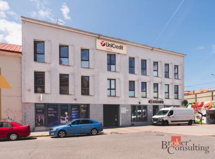 Pronájem komerčního objektu, administrativní budova, 54 m²