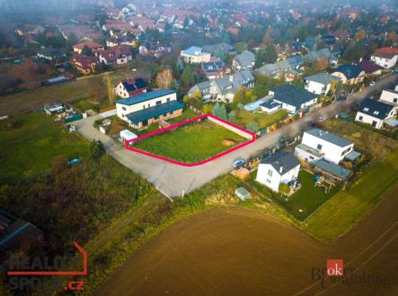 Prodej pozemku pro bydlení, 748 m²