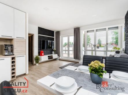 Pronájem bytu, 3+kk, 78 m²