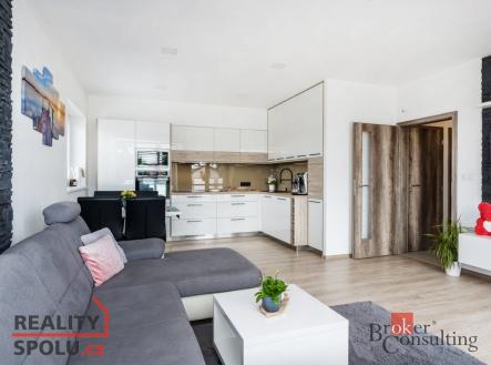 Pronájem bytu, 3+kk, 78 m²