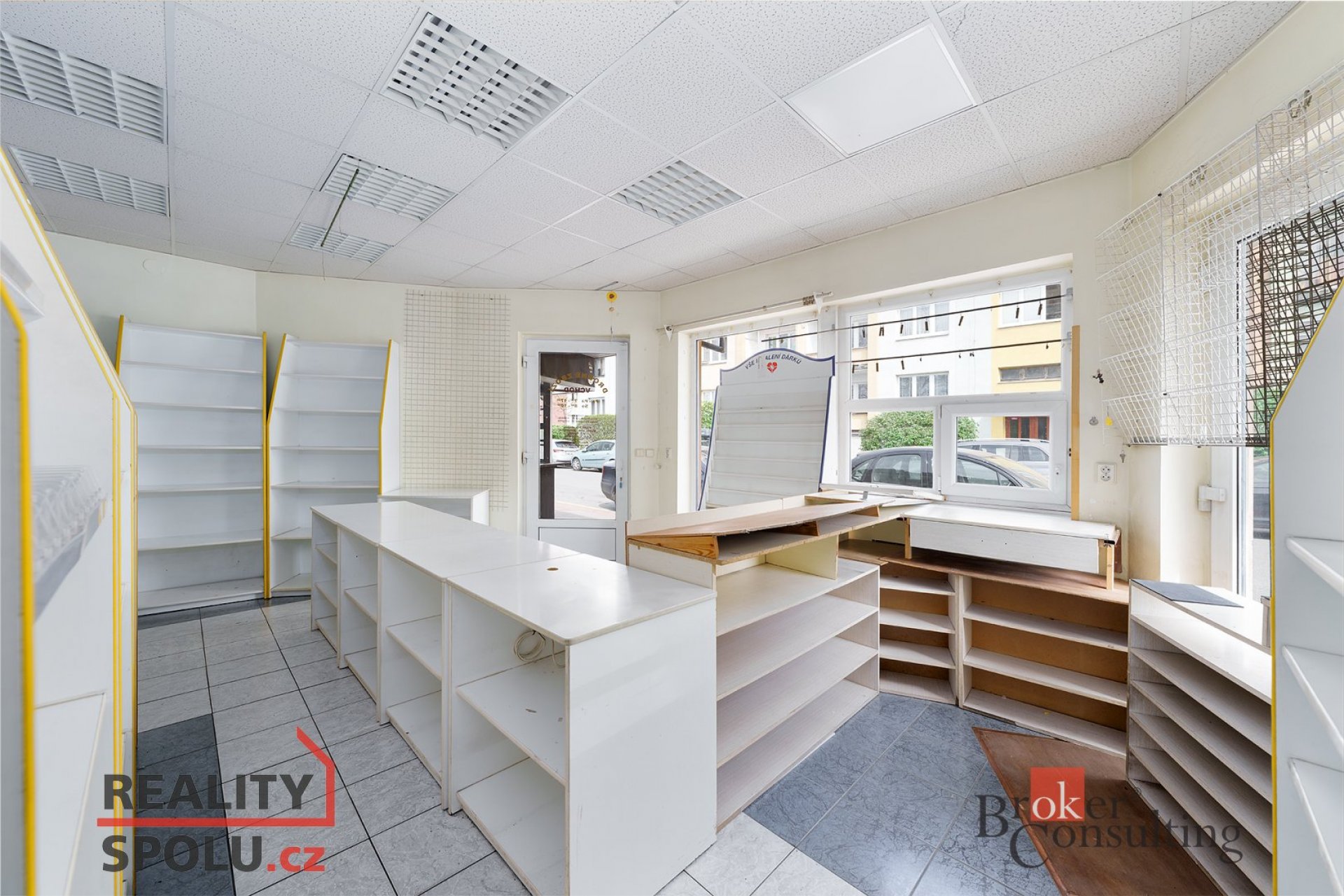 Pronájem, komerční/obchodní prostory, 58 m2, Dr. E. Beneše 811, Lobeček, 27801 Kralupy nad Vltavou, 