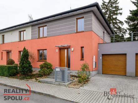 Pronájem domu/vily, 232 m²