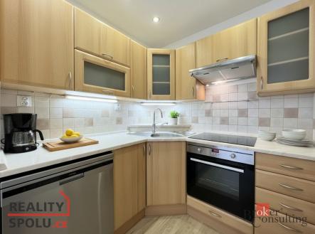 Pronájem bytu, 4+kk, 72,69 m²