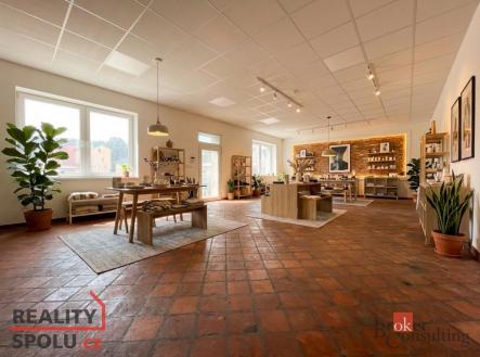 Pronájem komerčního objektu, jiný, 99 m²