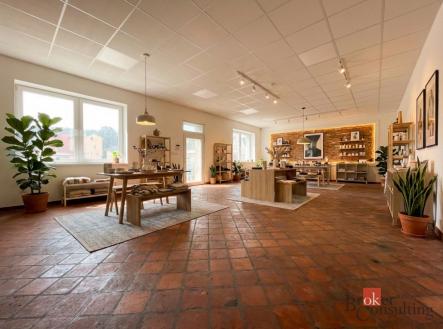 Pronájem komerčního objektu, jiný, 99 m²