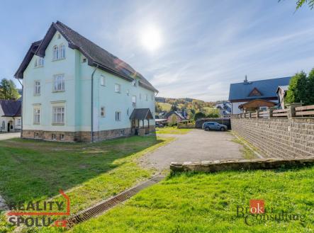 Prodej komerčního objektu, jiný, 500 m²