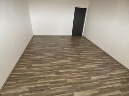 Pronájem komerčního objektu, administrativní budova, 21,65 m²