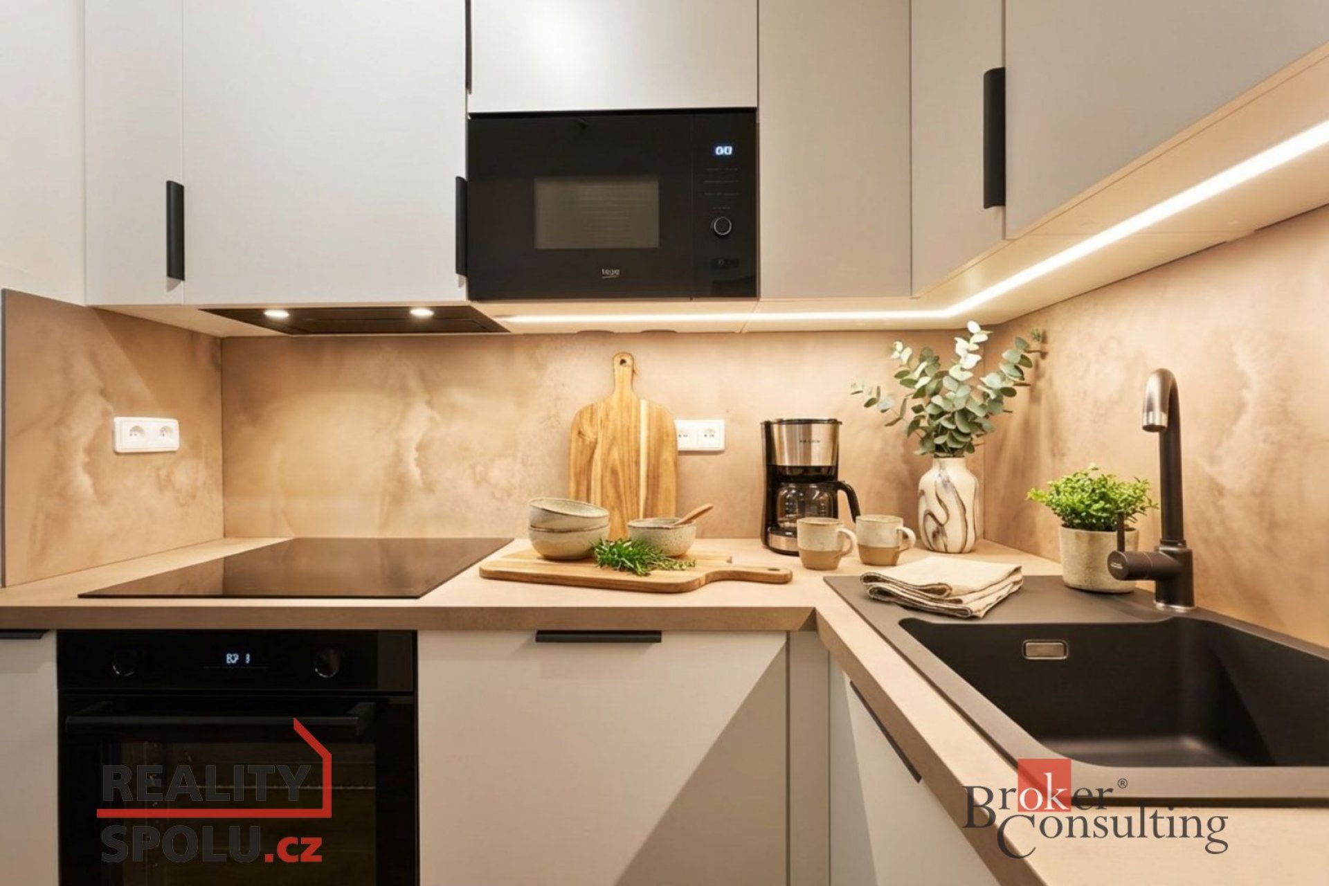 Pronájem, byty/2+kk, 56.6 m2, Roháčova 134/9, Žižkov, 13000 Praha 3 [ID 79924]