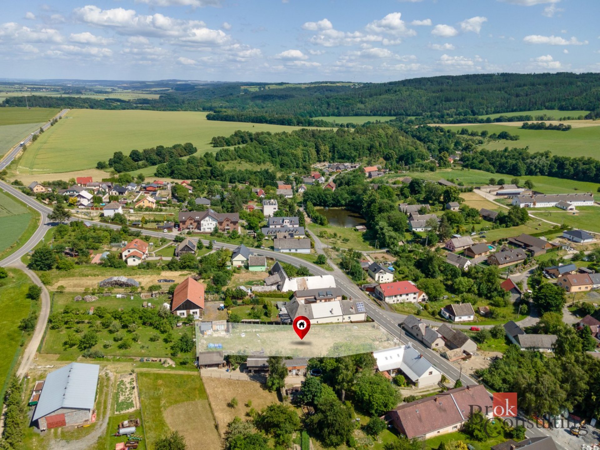 Prodej stavebního pozemku 2284 m2, Deštné