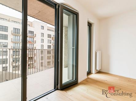 Pronájem bytu, 1+kk, 38 m²