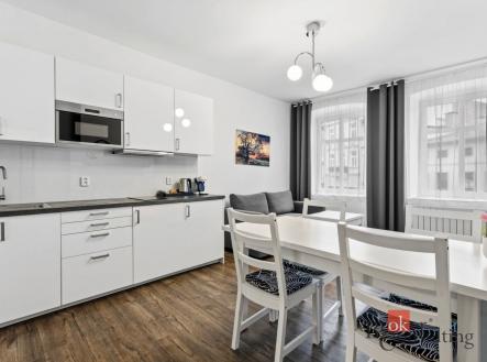 Prodej komerčního objektu, jiný, 298 m²