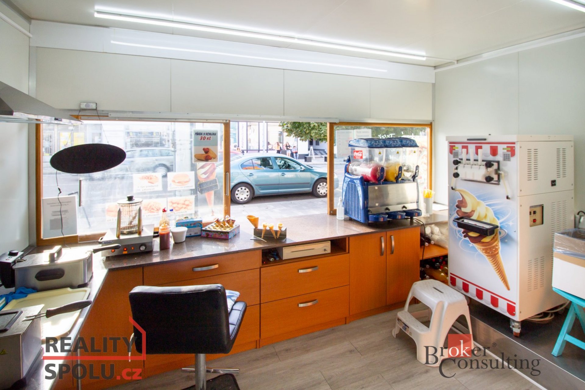 Prodej, komerční/restaurace, 16 m2, Pardubice  [ID 80254]