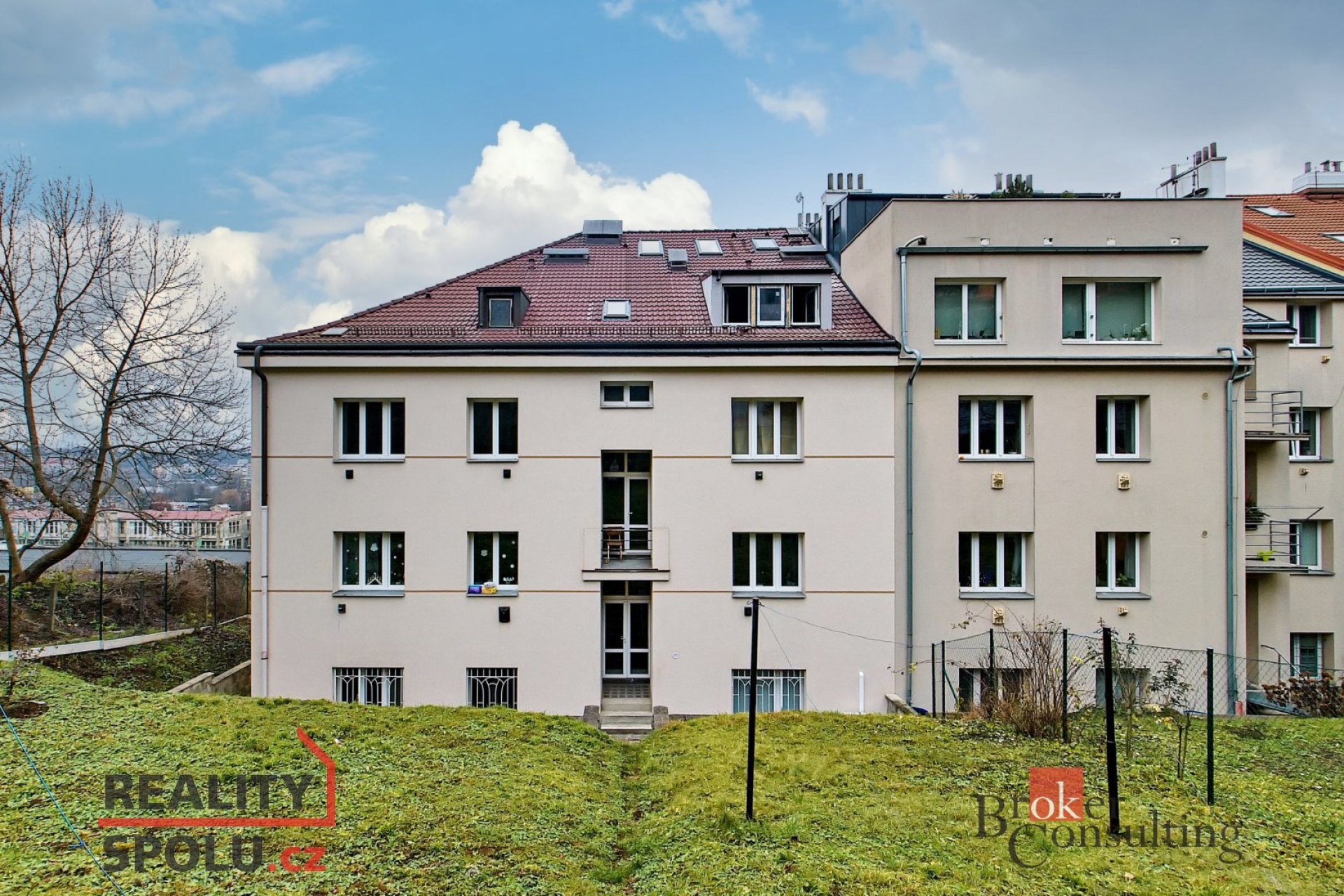 Pronájem bytu 2kk, 42 m2, v Praze 5 – Smíchov, ulice Křížová