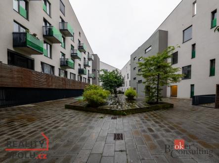 Pronájem bytu, 2+kk, 57 m²