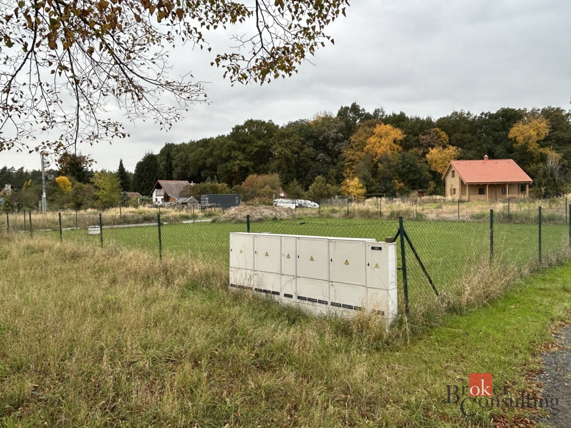 Pozemek k výstavbě  Velký Osek