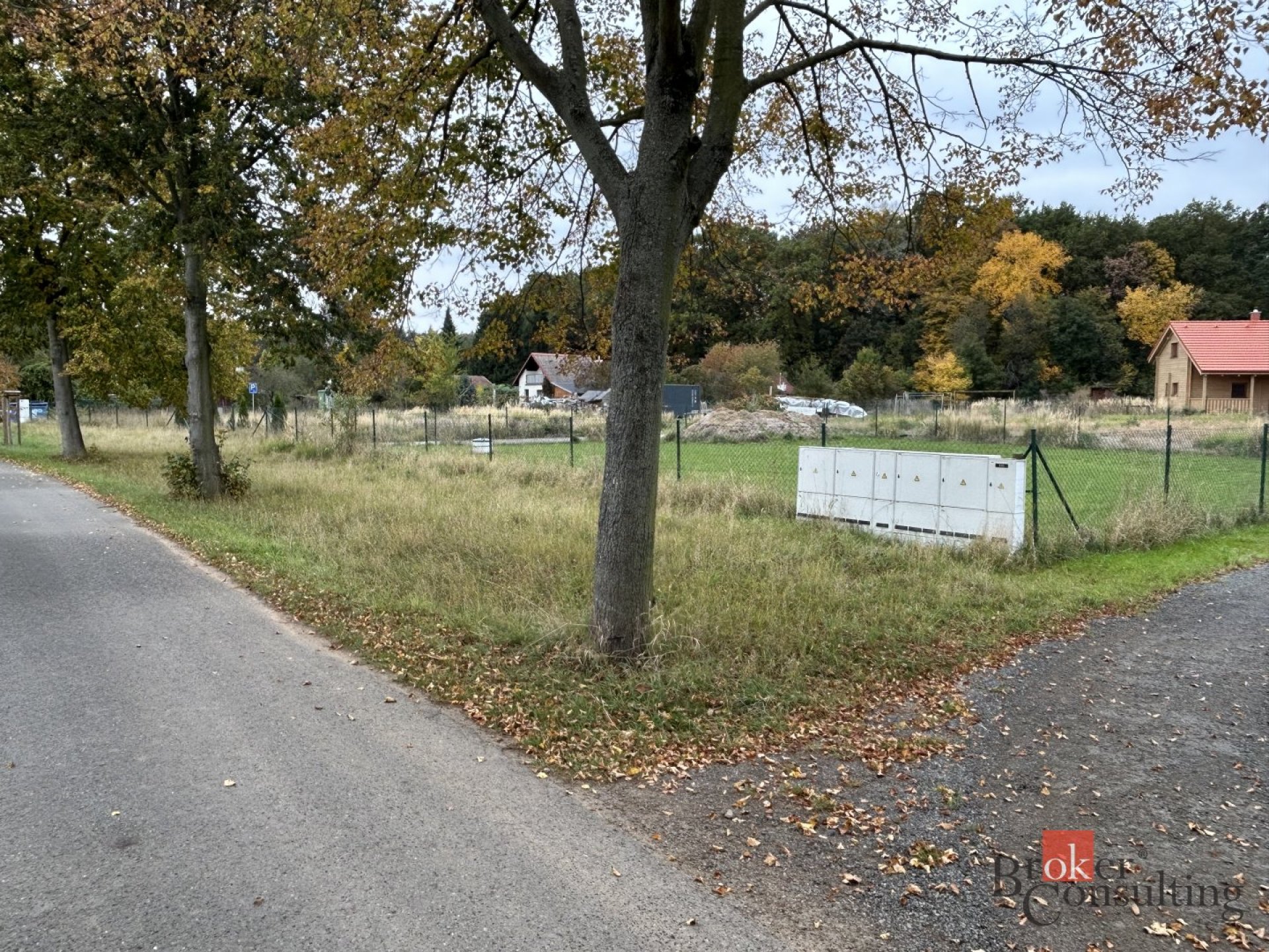 Pozemek k výstavbě  Velký Osek