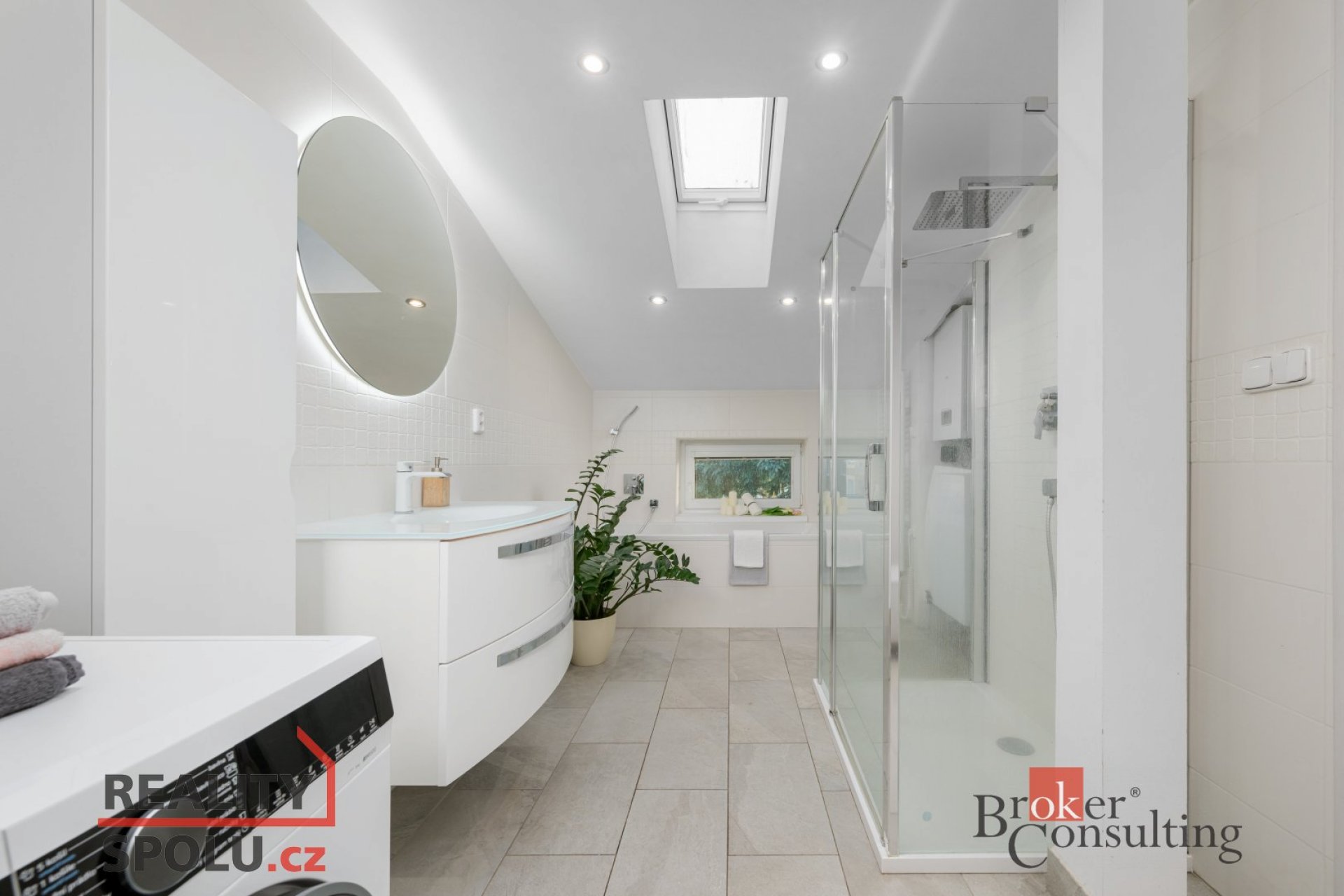 Byt 2+1 po rekonstrukci s bohatým příslušenstvím v Hrádku nad Nisou