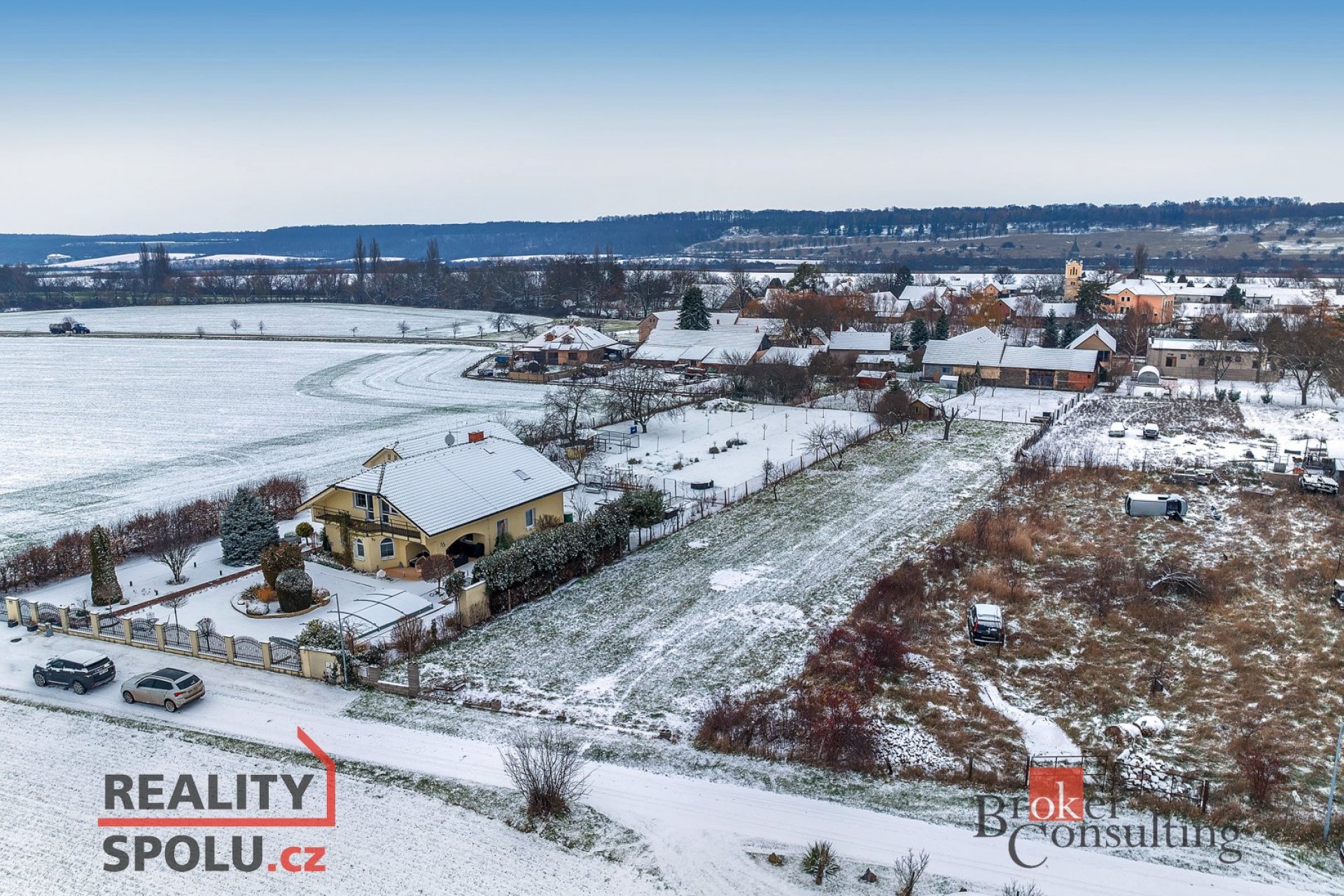 Prodej  pozemku o výměře 1.611 m2, Choťovice, okr. Kolín