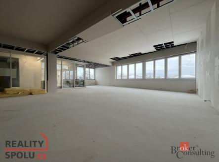 Pronájem komerčního objektu, jiný, 167 m²