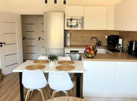 Pronájem bytu, 3+kk, 70 m²