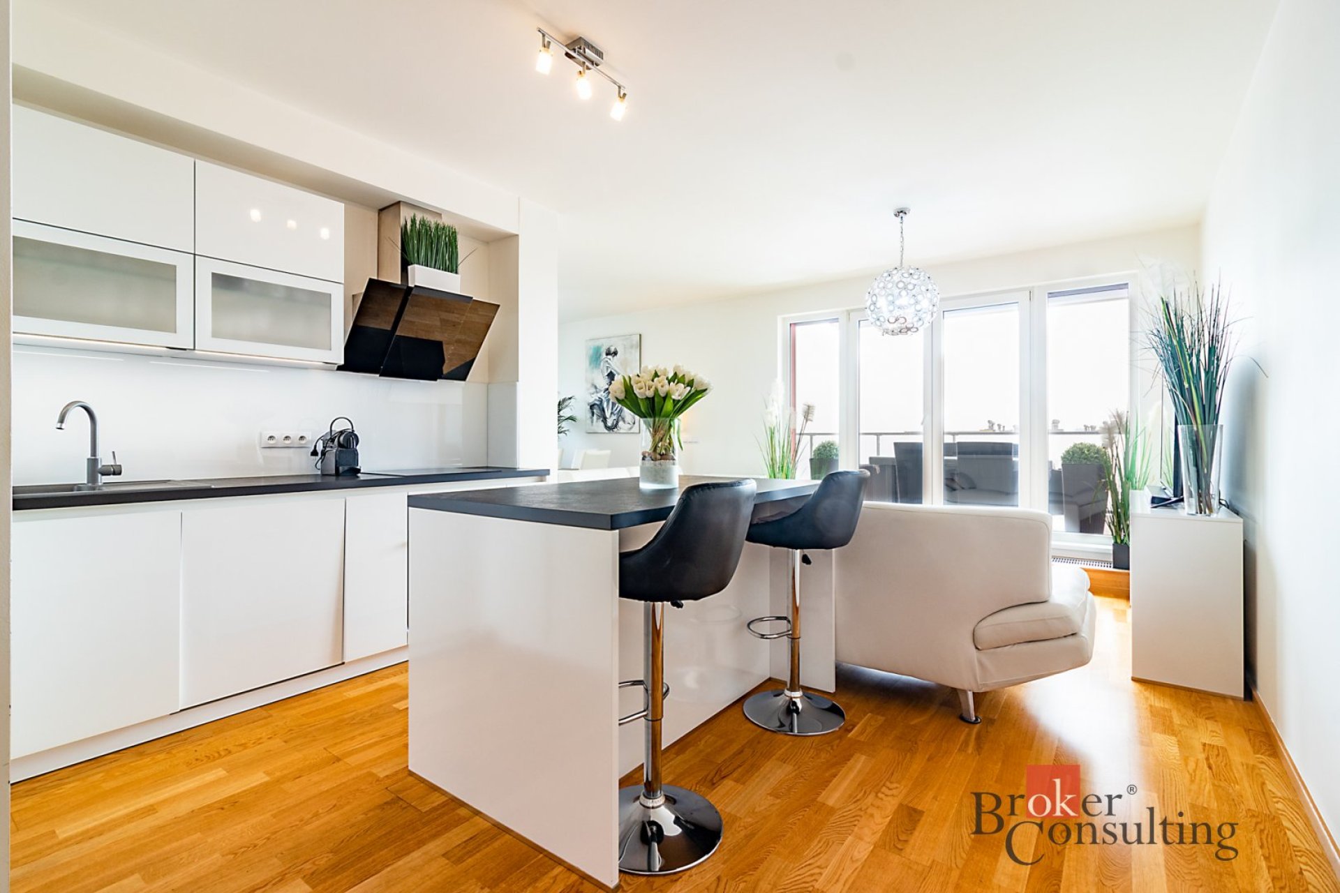 Pronájem, byty/3+kk, 76 m2, Wiesenthalova, Řeporyje, 15500 Praha 5 [ID 78953]