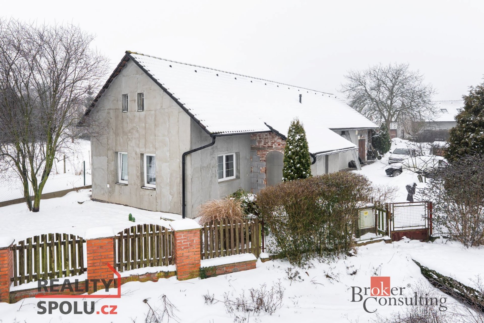 Prodej prostorného rodinného domu 6+1 v obci Staré Nechanice