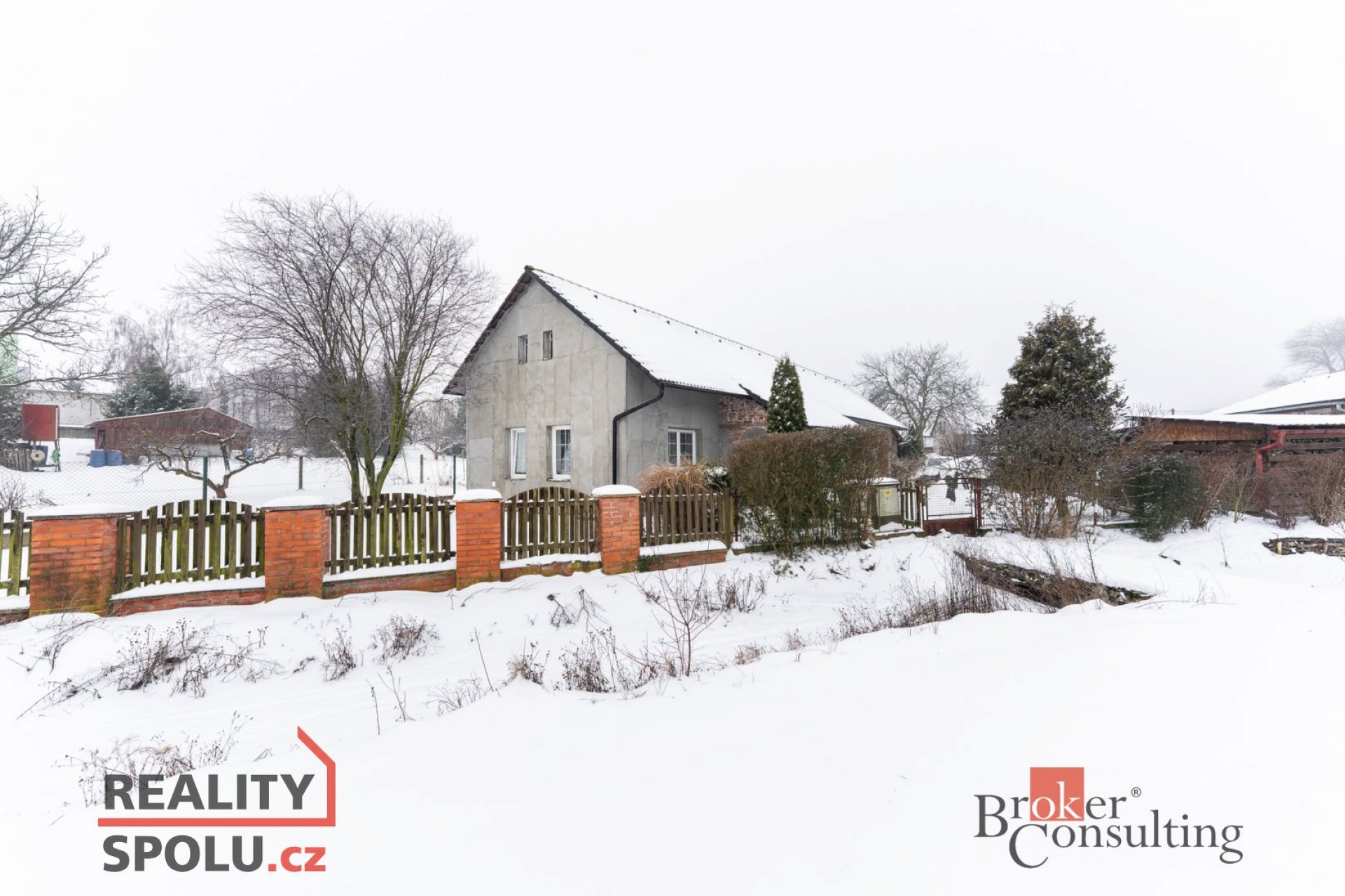 Prodej prostorného rodinného domu 6+1 v obci Staré Nechanice