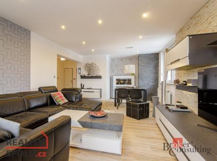 Pronájem domu/vily, 163 m²