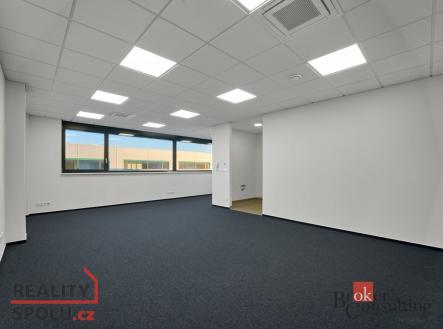 Pronájem komerčního objektu, administrativní budova, 266 m²