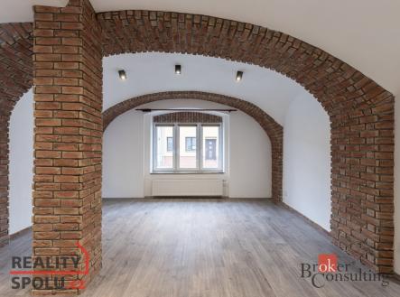 Pronájem bytu, 2+1, 60,8 m²