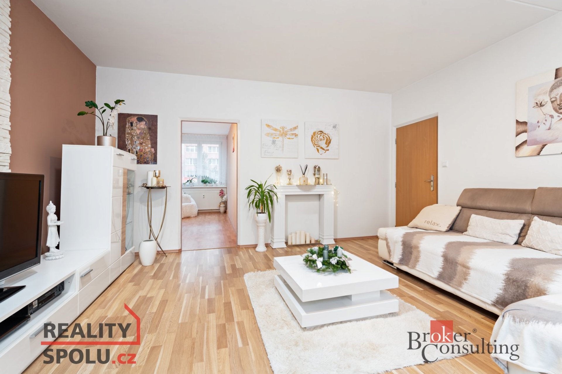 Prostorný byt 4+1 po rekonstrukci s výtahem a výbornou dostupností