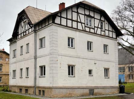 Prodej bytu, 2+1, 109 m²