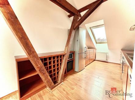 Pronájem bytu, 3+kk, 80 m²