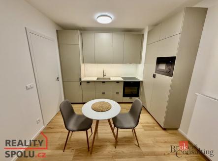 Pronájem bytu, 2+kk, 43 m²