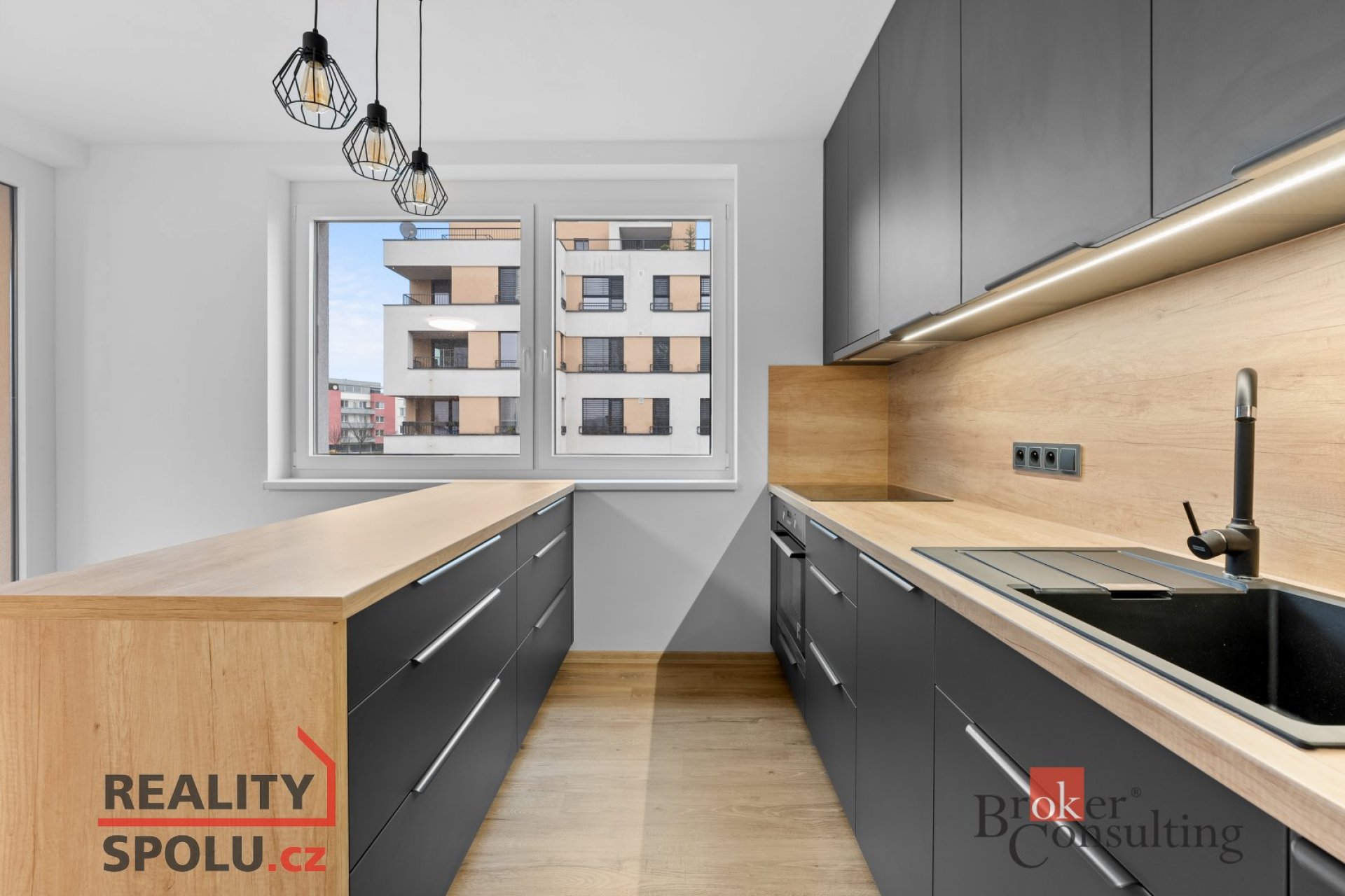 Pronájem bytu 2kk 50m2 v rezidenci Pod Svahem