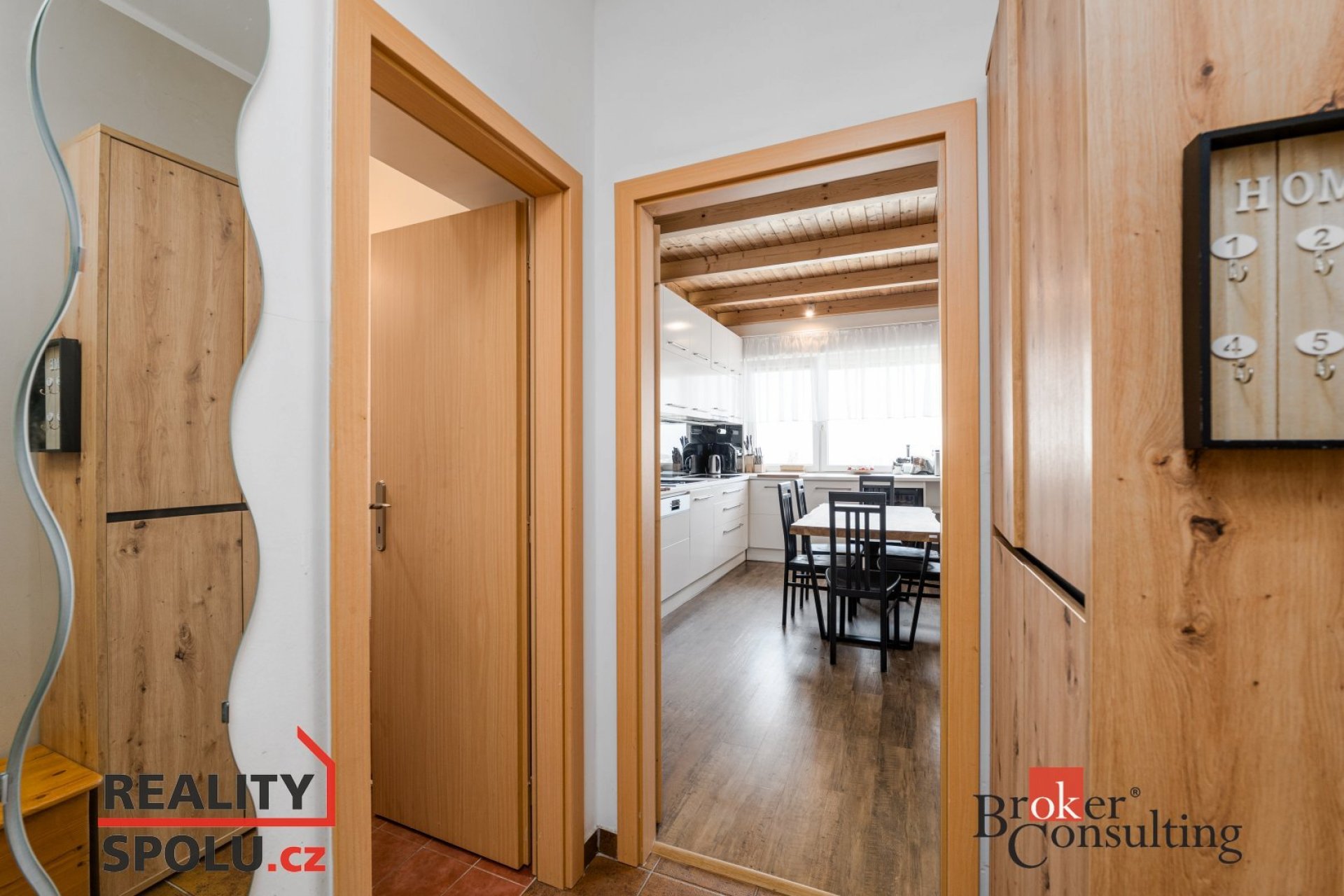 Pronájem mezonetového bytu 3+kk, 92m2