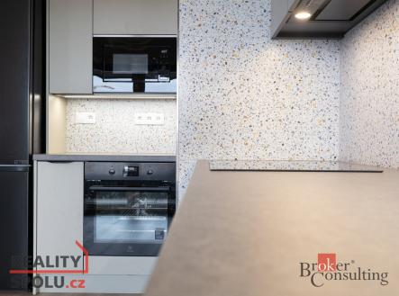 Pronájem bytu, 2+kk, 66 m²