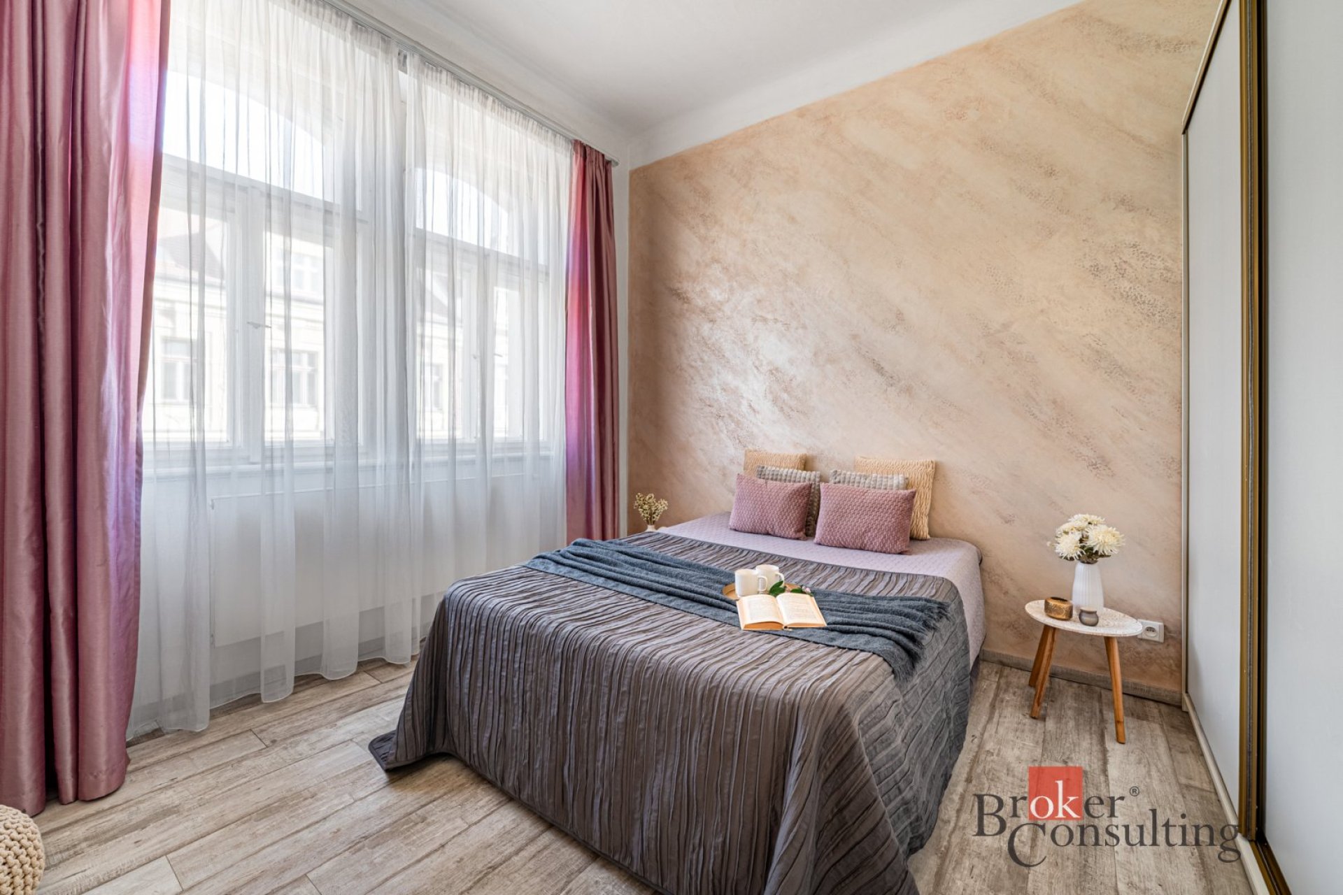 Prodej, byty/3+kk, 74 m2, Zborovská 1023/21, Smíchov, 15000 Praha 5 [ID 81533]
